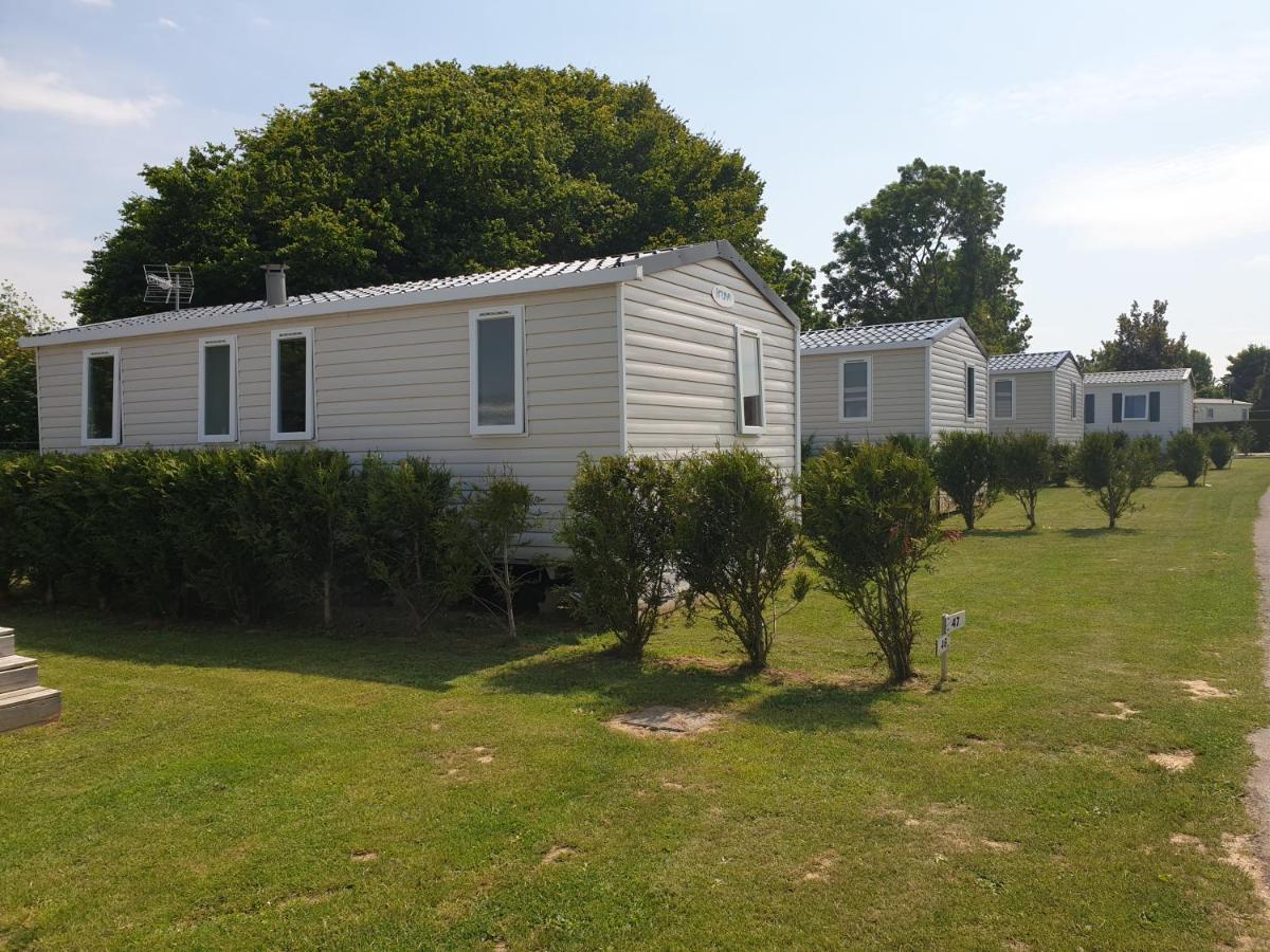 Hotel Le Clos Tranquille Gonneville-en-Auge Exterior foto
