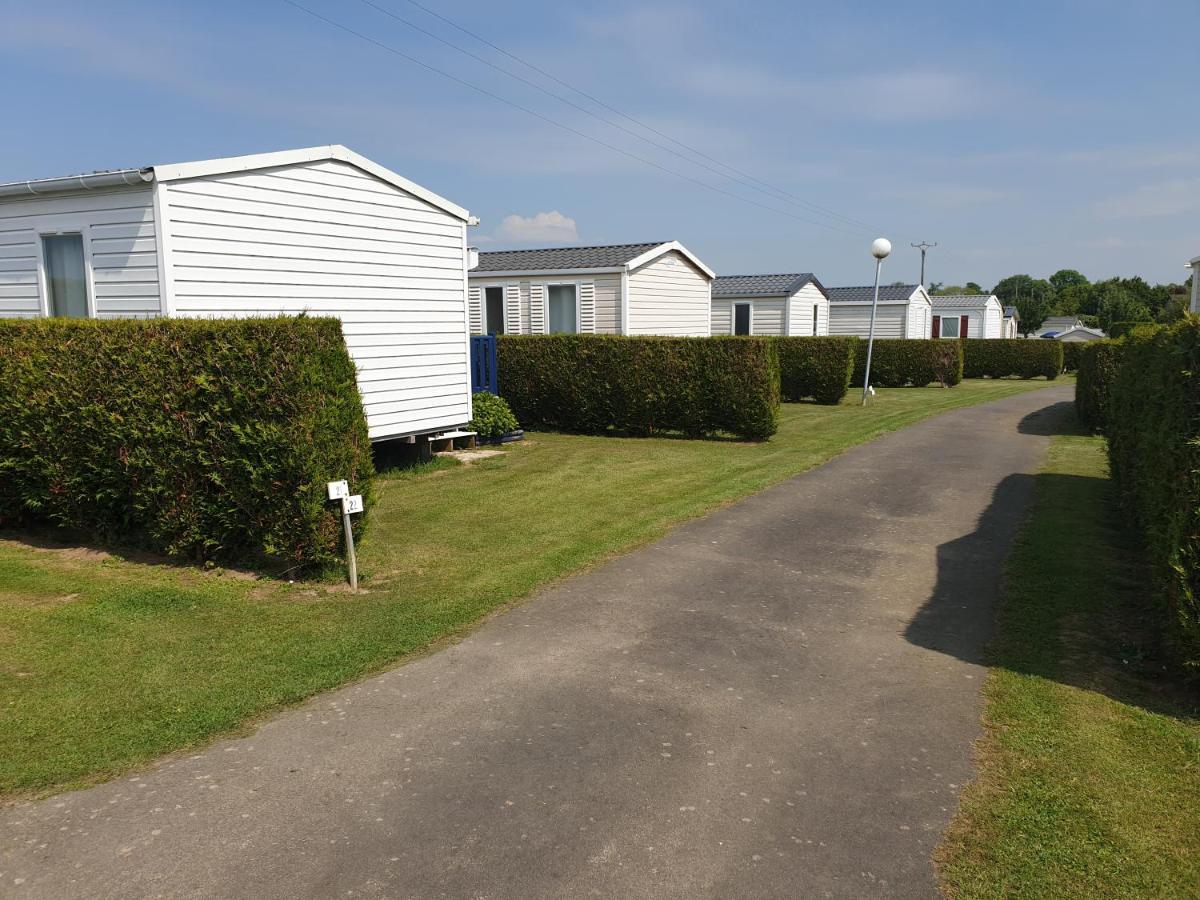 Hotel Le Clos Tranquille Gonneville-en-Auge Exterior foto