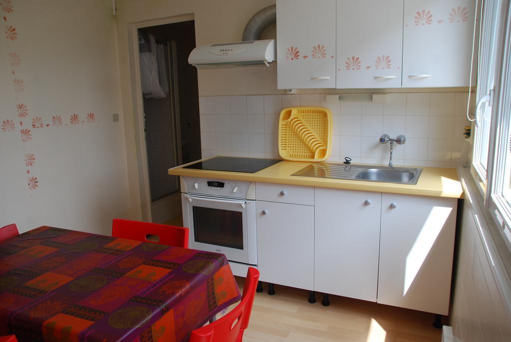 Hotel Le Clos Tranquille Gonneville-en-Auge Habitación foto